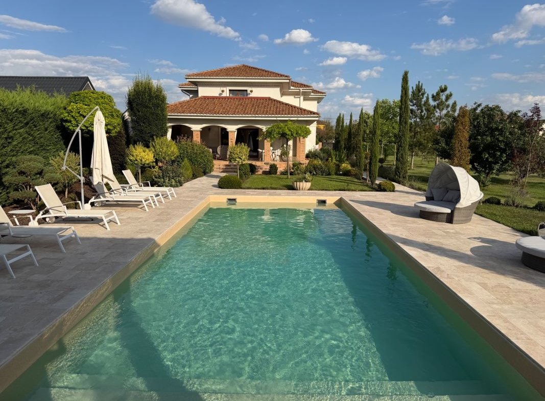 Reședință exclusivistă cu piscină și SPA | Dumbrăvița