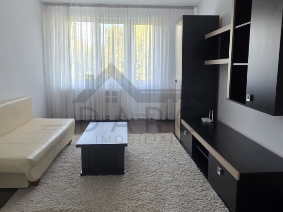 Închiriez apartament cu 2 camere 10 minute de Univ. Petru Maior
