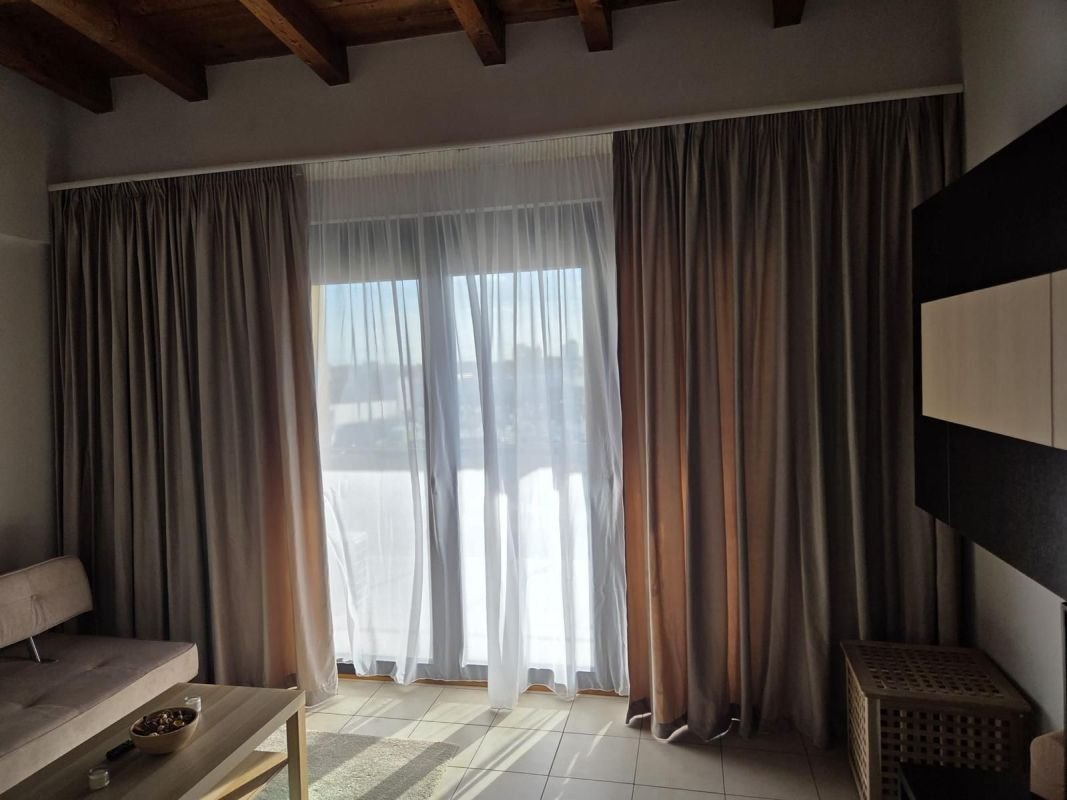 7e2ac4422bbf40c2846fb7981b7eaae9 Apartament de inchiriat in Dumbravita – 490 €/luna