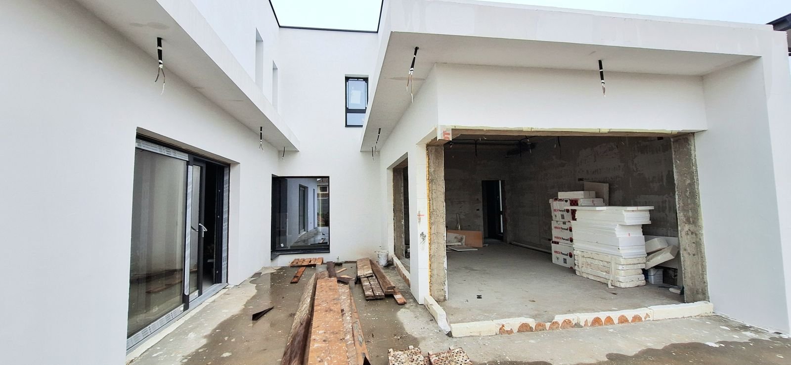 8b51266b16a04507918bcdd72f656e2e Locuinta individuala in stil contemporan