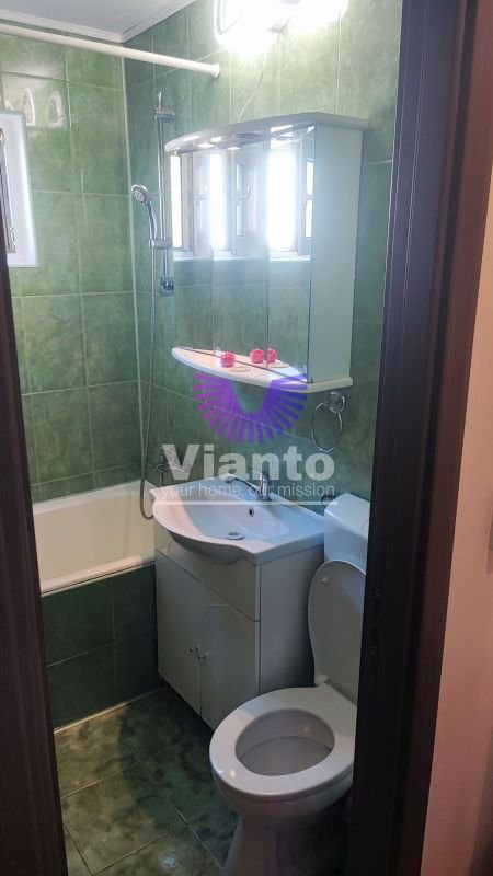 8ed5100e94f34f31be95cc74e2f997ac Închiriez apartament 3 camere