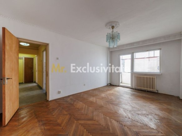 2 camere decomandate, Banat – etaj 2, centrală proprie, zonă excelentă
