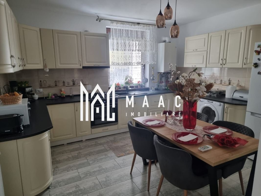 Apartament de vânzare | Râmnicu Vâlcea, Nord | 3 camere | 84 mp