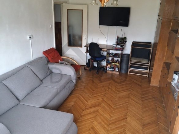 Oferim spre vanzare Apartament 2 camere în Tudor pret   86000 EUR