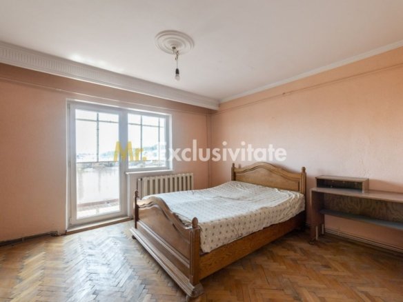 Apartament 3 camere, 89 mp total + garaj separat