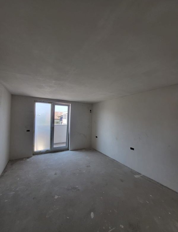 Apartament cu scara interioara – zona Kaufland