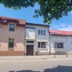 De vanzare imobil 62 mp-casa cu curte comuna -pret negociabil