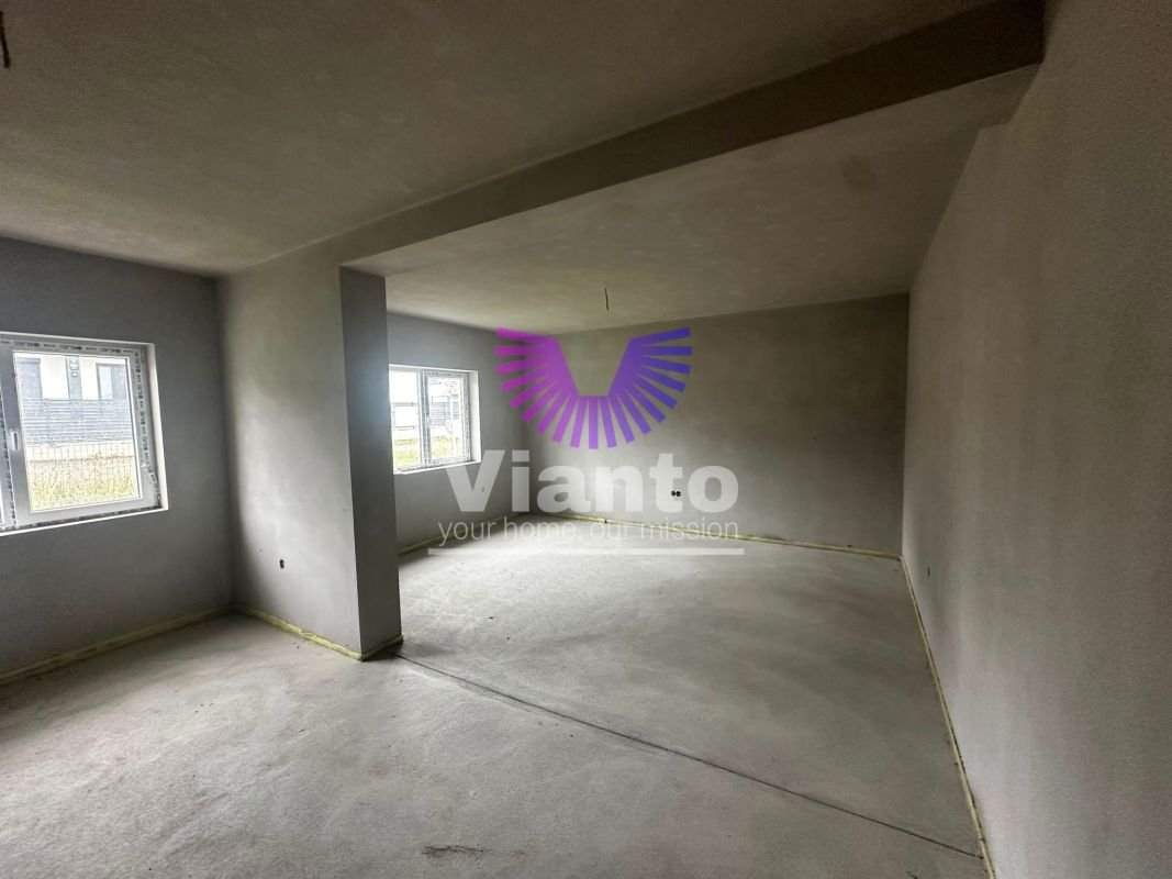 affcebc6dcab4adb8e907e0325928ad2 Casa Individuala cu 4 Camere 210mpu si Teren 727mp in Cisnadie