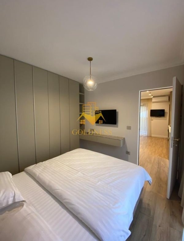 2 camere cu gradina proprie Central. Bloc 2021. Zona UBB Drept!