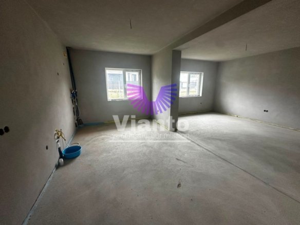 Casa Individuala cu 4 Camere 210mpu si Teren 727mp in Cisnadie