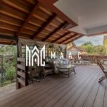 Casa superba cu iesire la parcul Sub Arini 608 mp teren