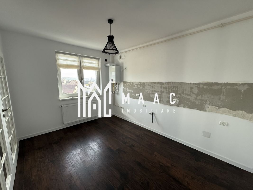 ce12e01c9b164c43ab5a1019b7a1fcf3 Apartament 3 camere | 150 MP | Balcon | La cheie | 2 Parcari