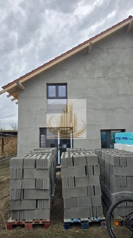 d41af4277d2340d78a647551d7afa2b5 Duplex Nou Sânandrei | 109 mp | Curte 100 mp | 139.000 €