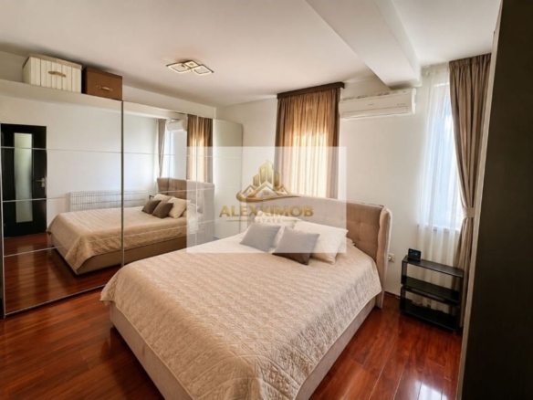 Apartament de Vanzare – 3 camere (in vila) – 71 mp – Zona Grand Arena