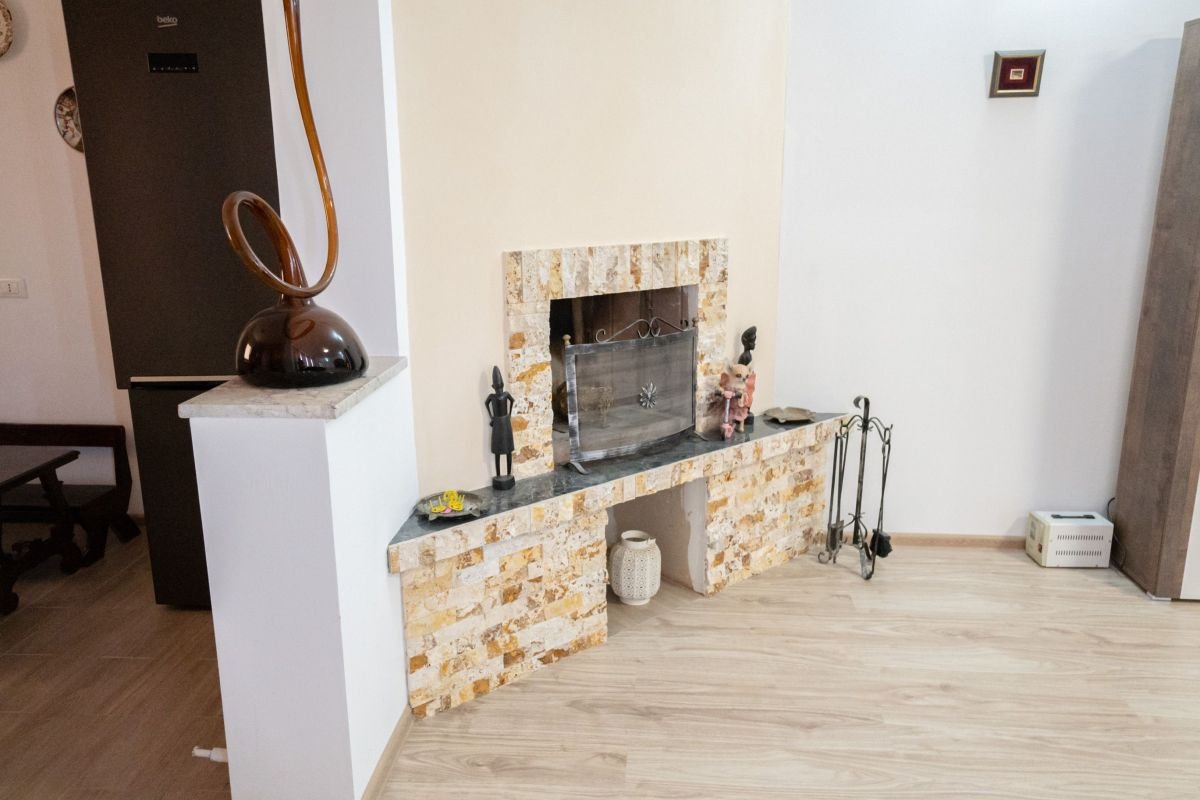 eaa4245d6d85466886ce5e6144d30049