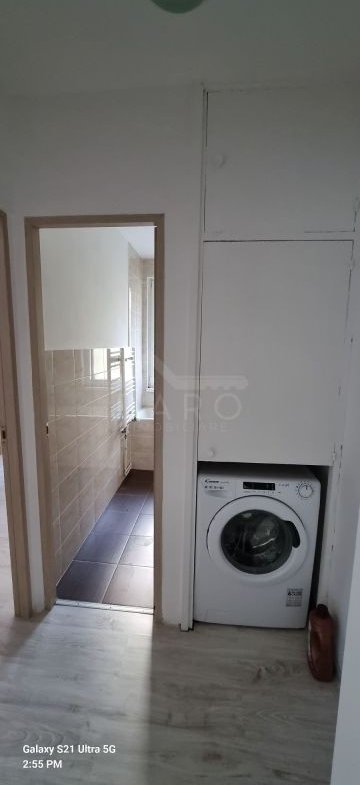 Inchiriere apartament 3 camere 7 noiembrie.For rent 2 bedrooms,1 living room,2 bathrooms apartment near UMFST