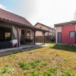 Casă gata de mutat în Westfield | 387 mp teren | curte + anexe