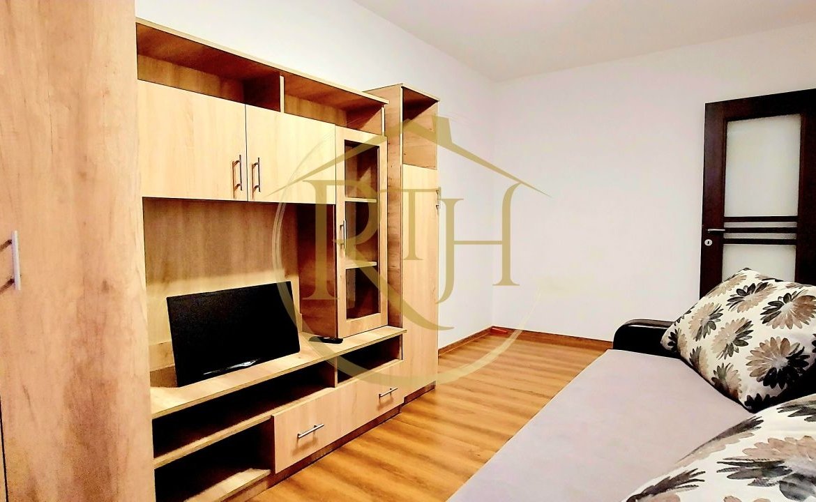 Oferim spre inchiriere, apartament cu 2 camere decomandat, Complex