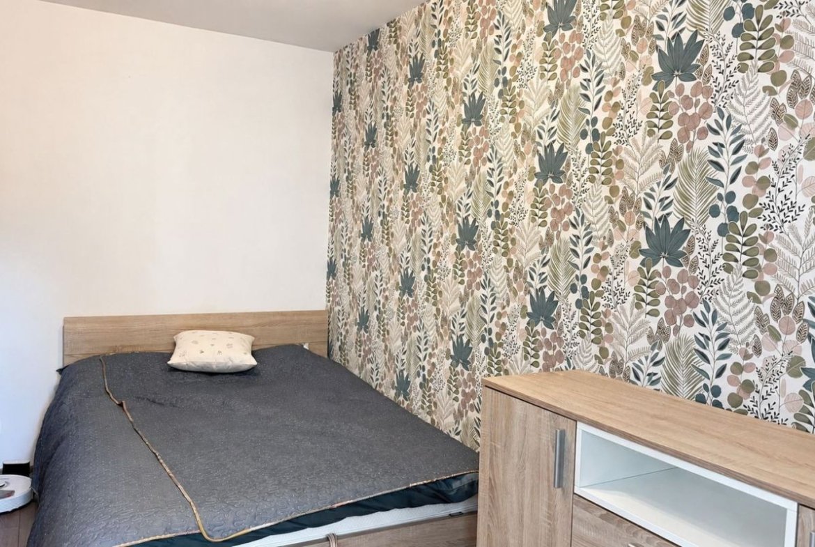 Apartament renovat cu 3 camere și 2 băi, 63 mp – zona Dâmbovița