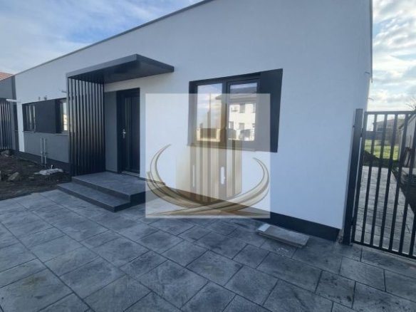 Duplex pe parter | 2 dormitoare | | Dumbrăvița | 178.000 € la cheie