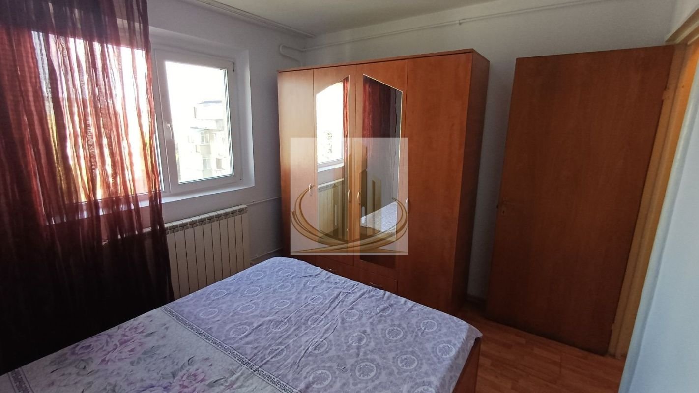 04b9e2a09bf74f45b9041d05d68ff47a Apartament 2 camere semidecomandat, bloc reabilitat