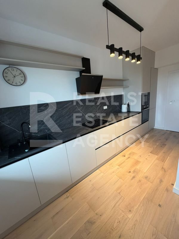 0851e38c5c3e4b8dbdb38ad577c70b4b Chirie, apartament, 2camere + Parcare, First Estates Pipera, București