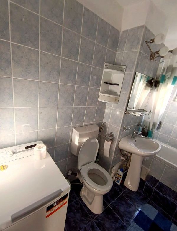 Apartament cu 2 camere, 55 mp, centrală proprie și aer condiționat