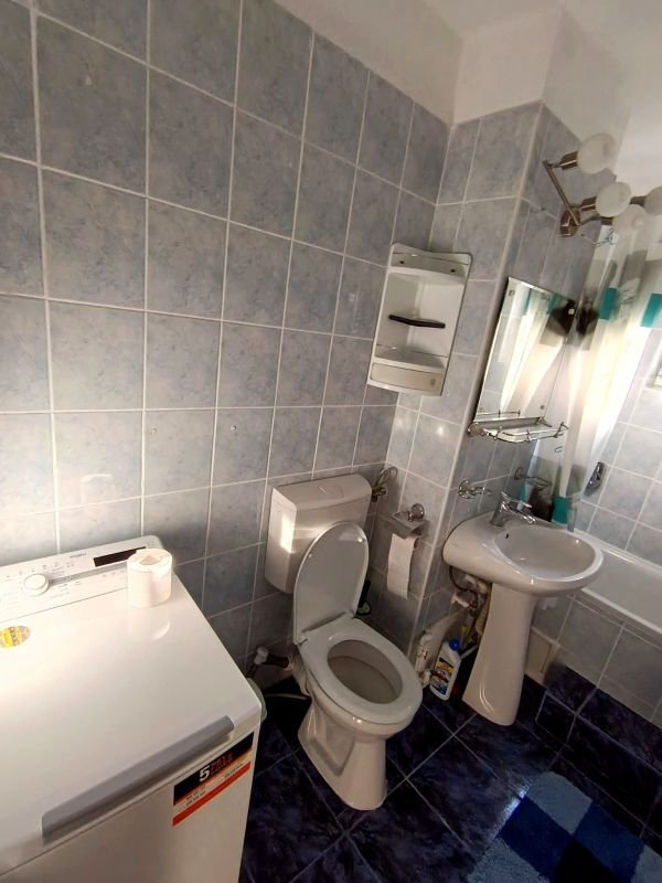 0b953a9d3ace43678a1e35c5f198ddb1 Apartament cu 2 camere, 55 mp, centrală proprie și aer condiționat