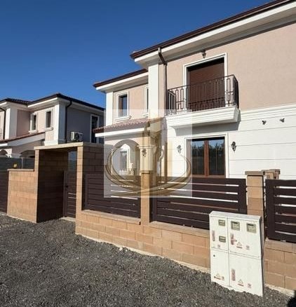 Duplex Premium 110 MP | 3 Dormitoare | Curte 260 MP | Ghiroda