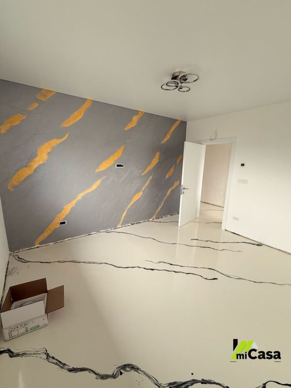 0f455a5efc694fd78b46323cf7aff6c5 Casă cu 6 camere, în Șendreni