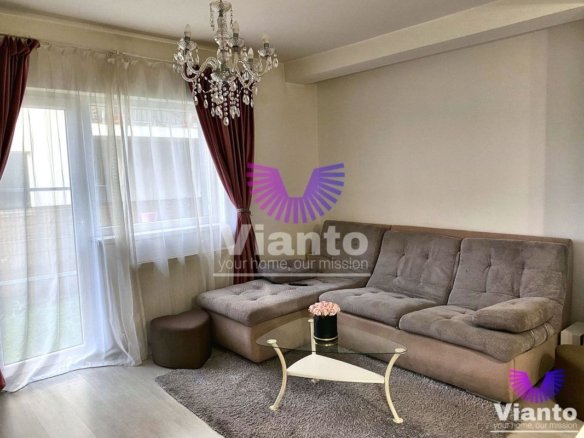 Apartament 3 camere si curte proprie | Parcare privata | Selimbar