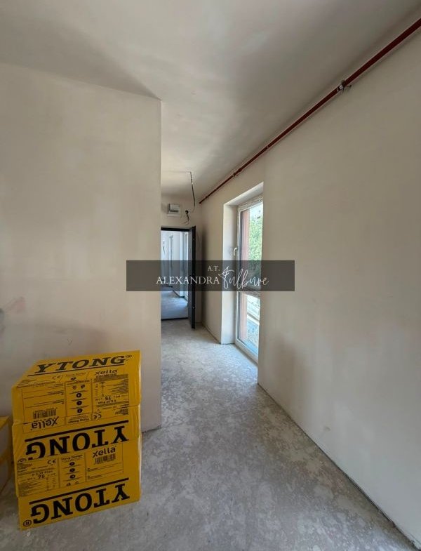 Apartament 3 camere, 2 bai, balcon, etaj intermediar, garaj, Zorilor
