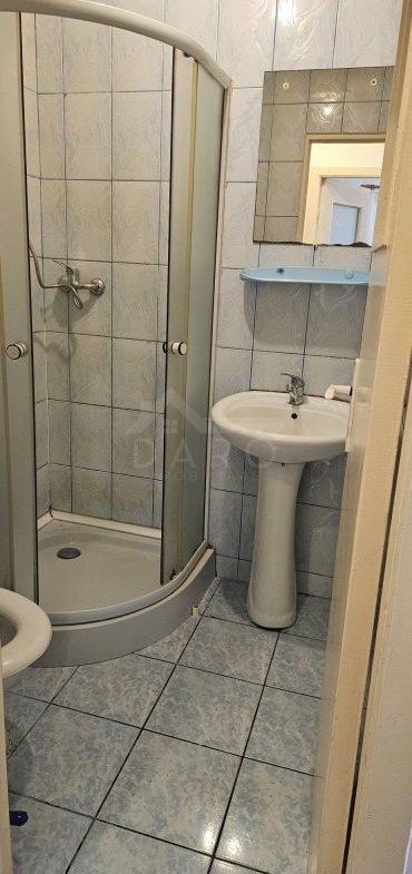 Apartamenr 1 camera 20mp ,aproape de spital si UMF