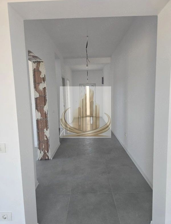1 2 Duplex de vanzare