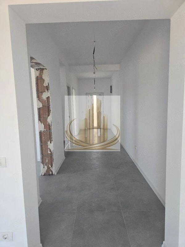 2521aacf310942af82c7cd0c2645c429 1 2 Duplex de vanzare
