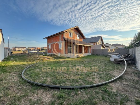 Casa individuala P+M Giroc. Strada linistita doar de case.