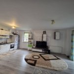 Închiriez apartament cu două camere pe termen lung în Green Residence