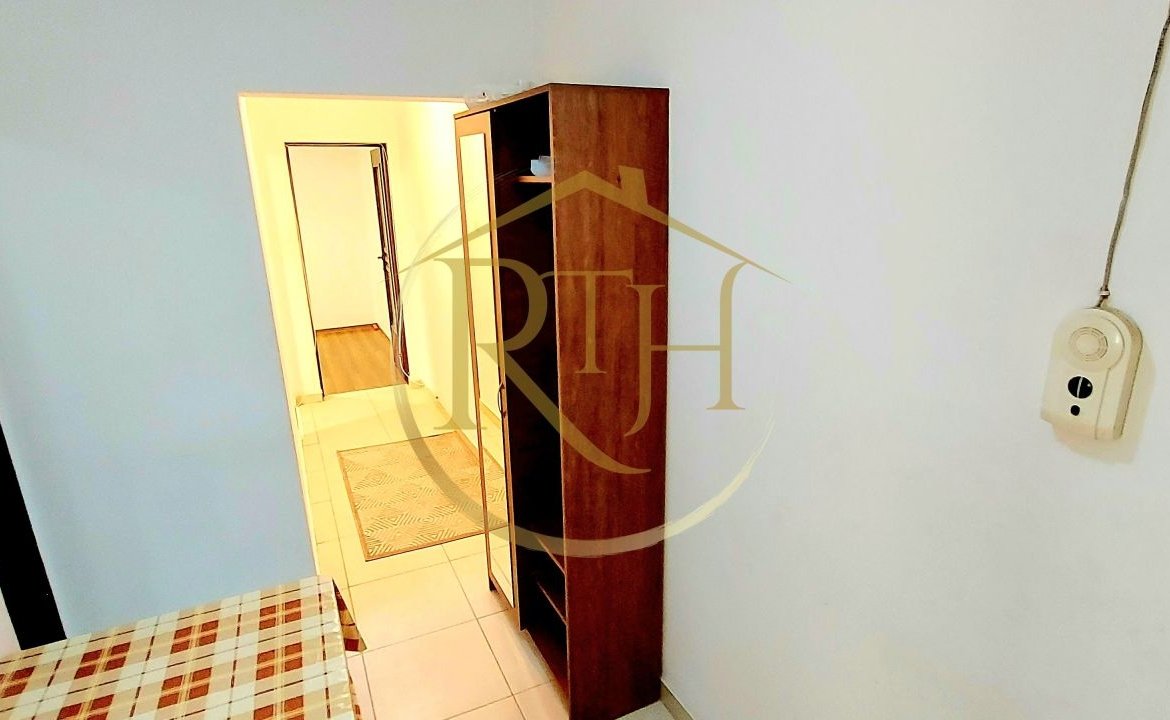 Oferim spre inchiriere, apartament cu 2 camere decomandat, Complex