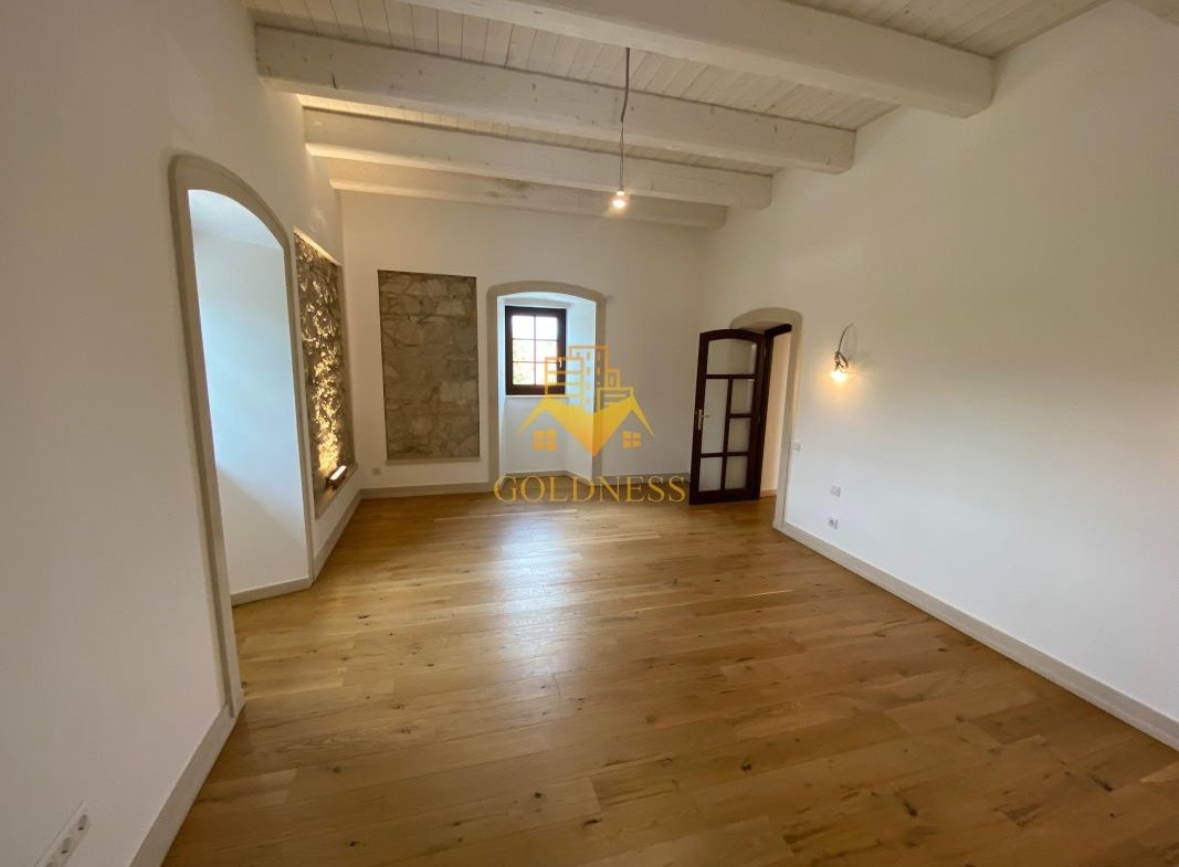 Casă individuală, finisaje Premium, curte 500mp, Gruia, Zona Belvedere