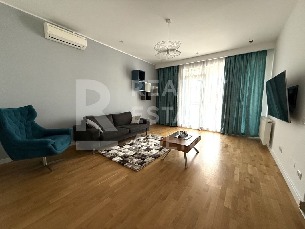 3495aef1ab9e4a5eb7b17e181926f9de Chirie, 2 camere + parcare, zona Aviației