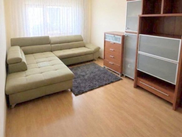 APARTAMENT 3 CAMERE DECOMANDAT – MAZEPA 2 – ETAJ INTERMEDIAR