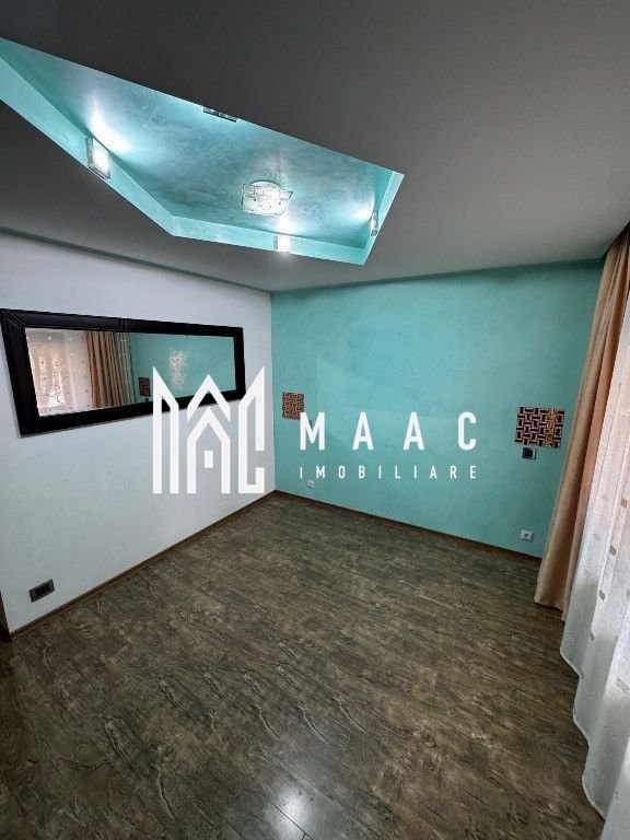 Proprietar vând apartament cu 4 camere, 90 m² utili, situat la parter,