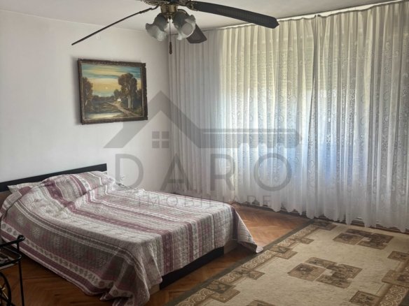 Apartament 3 Camere de Vanzare -90mp- Zona Pandurilor/ EON