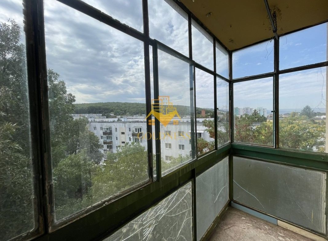 Zona Minerva Petrom Manastur|74 mp decomandat| 2500/m| Parcare si boxa