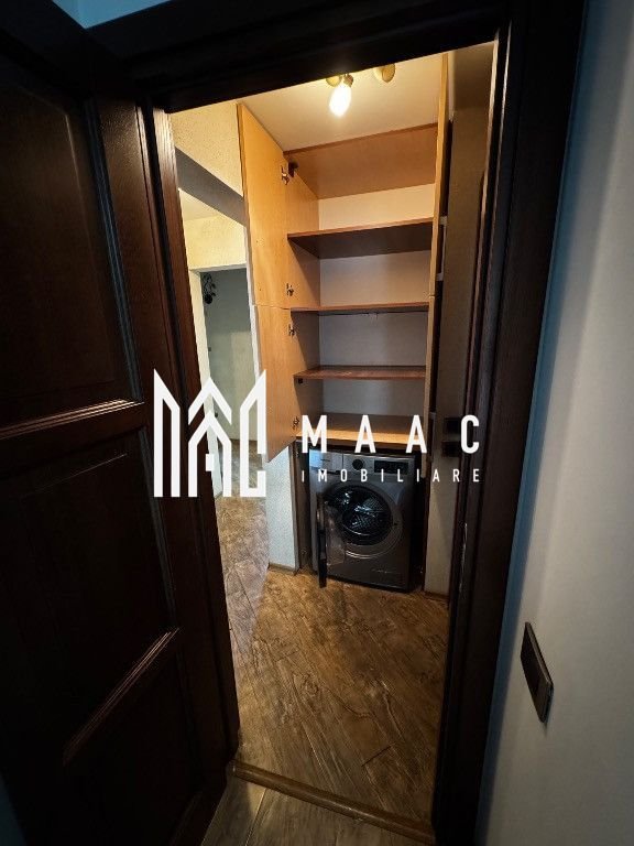 Proprietar vând apartament cu 4 camere, 90 m² utili, situat la parter,