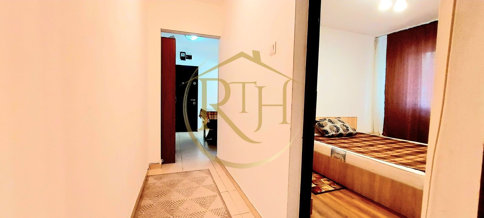 Oferim spre inchiriere, apartament cu 2 camere decomandat, Complex