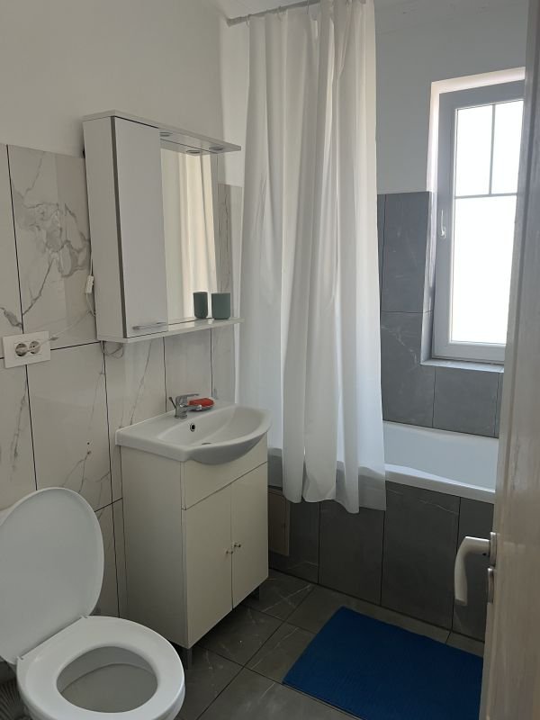 4a713c6a5f754646afd5b038a5389339 Apartament 3 camere de închiriat | Braytim | Mobilat și utilat | Clădi