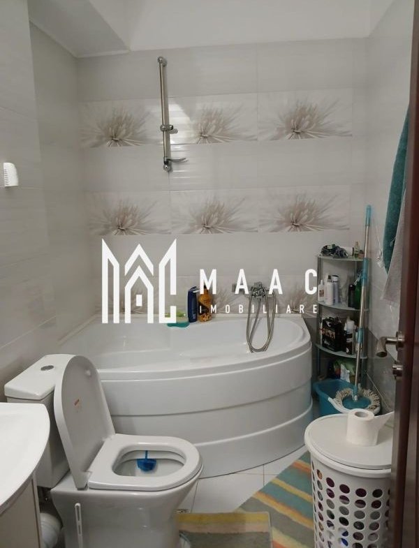 Apartament 2 Camere I Decomandat I Etaj 3 I Mihai Viteazu