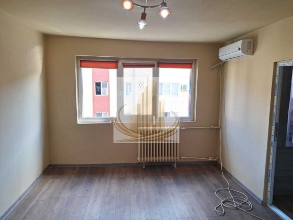Apartament 2 camere recent renovat – Zona Calea Șagului