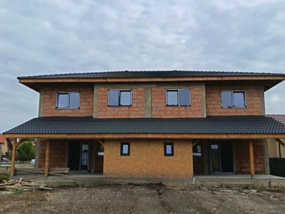 Duplex de vânzare în Giarmata Vii – 2 unități individual sau împreună